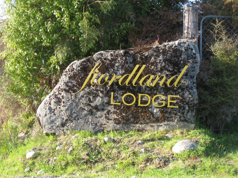 17 Fiordland Lodge.JPG